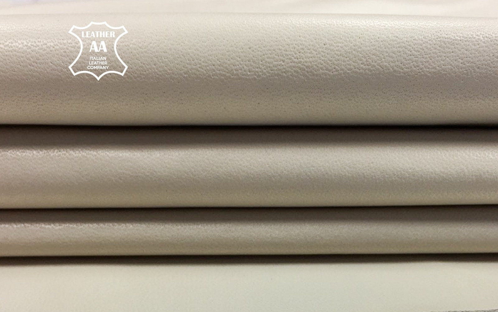 Beige Lambskin Leather 0.7mm/1.75oz / WHITECAP GRAY 658