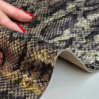 Metallic Lambskin With Snake Print 0.9-1.0mm // 2.25-2.5oz METALLIC SNAKE 1540