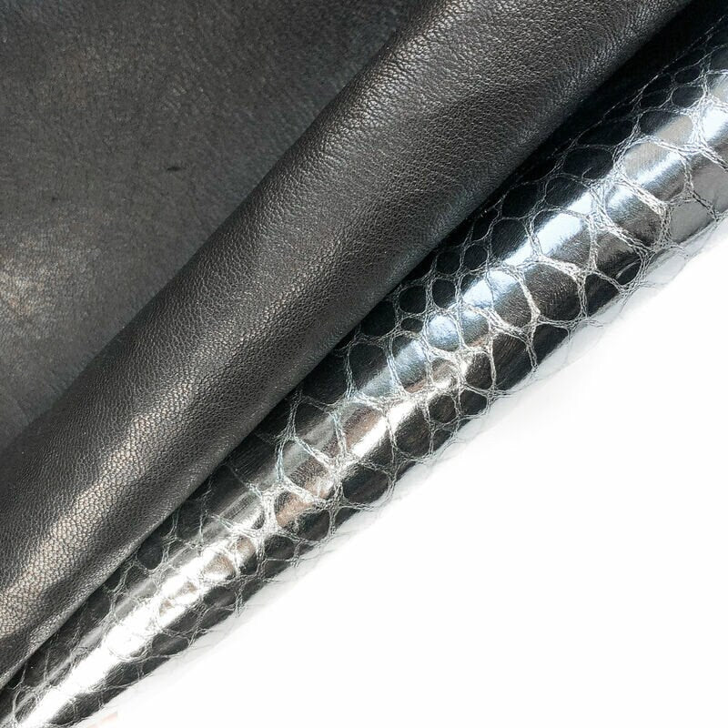 Snake Print Mirror Silver Lambskin Leather 0.9mm/2.25oz / MIRROR SNAKE 972
