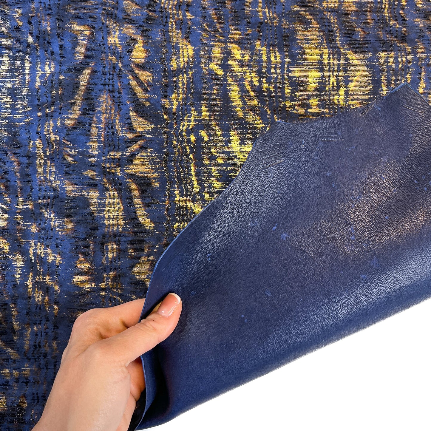 Blue Golden Bark Lambskin Leather 0.9-1.1mm /2.25-2.75oz
