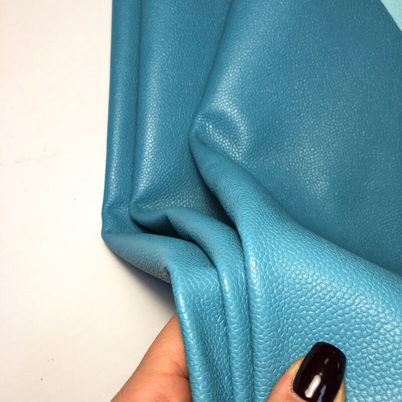 Turquoise Blue Pebbled Lambskin Leather 1.0mm/2.5oz / MAUI BLUE 867