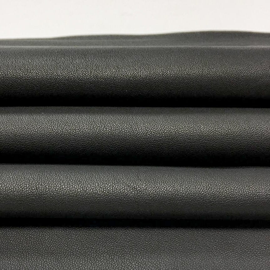 Black Lambskin Leather 0.9mm/2.25oz / BLACK NIGHT 521