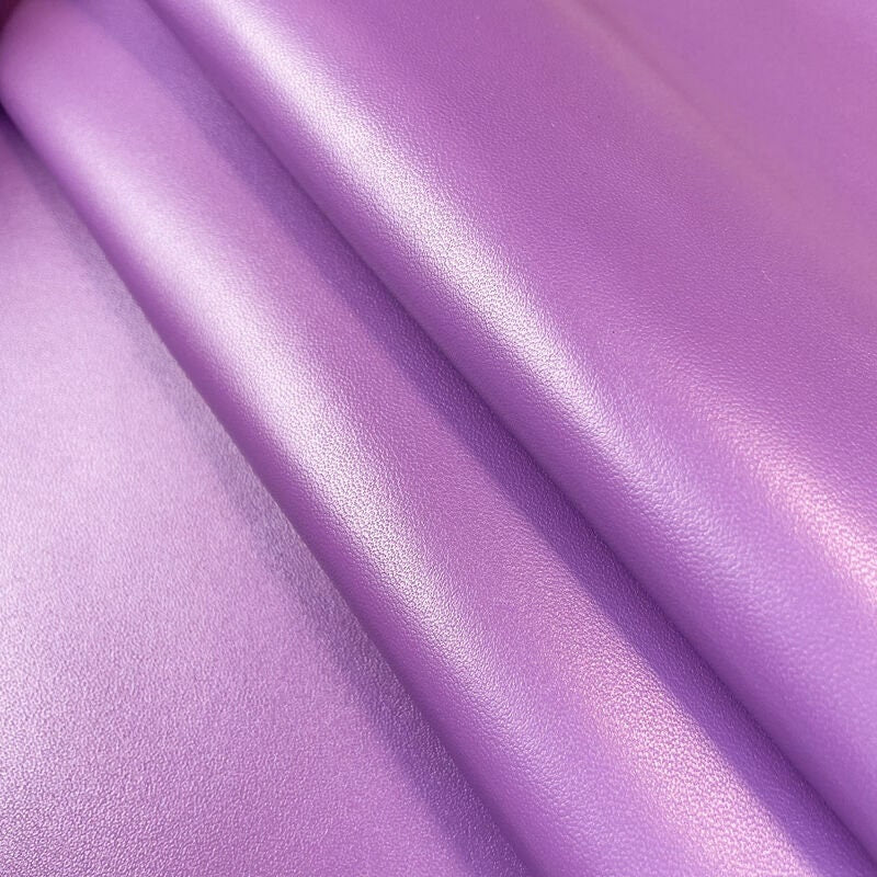 Violet Lambskin Leather Hides 1.0mm/ 2.5oz / PURPLE HEART 1370