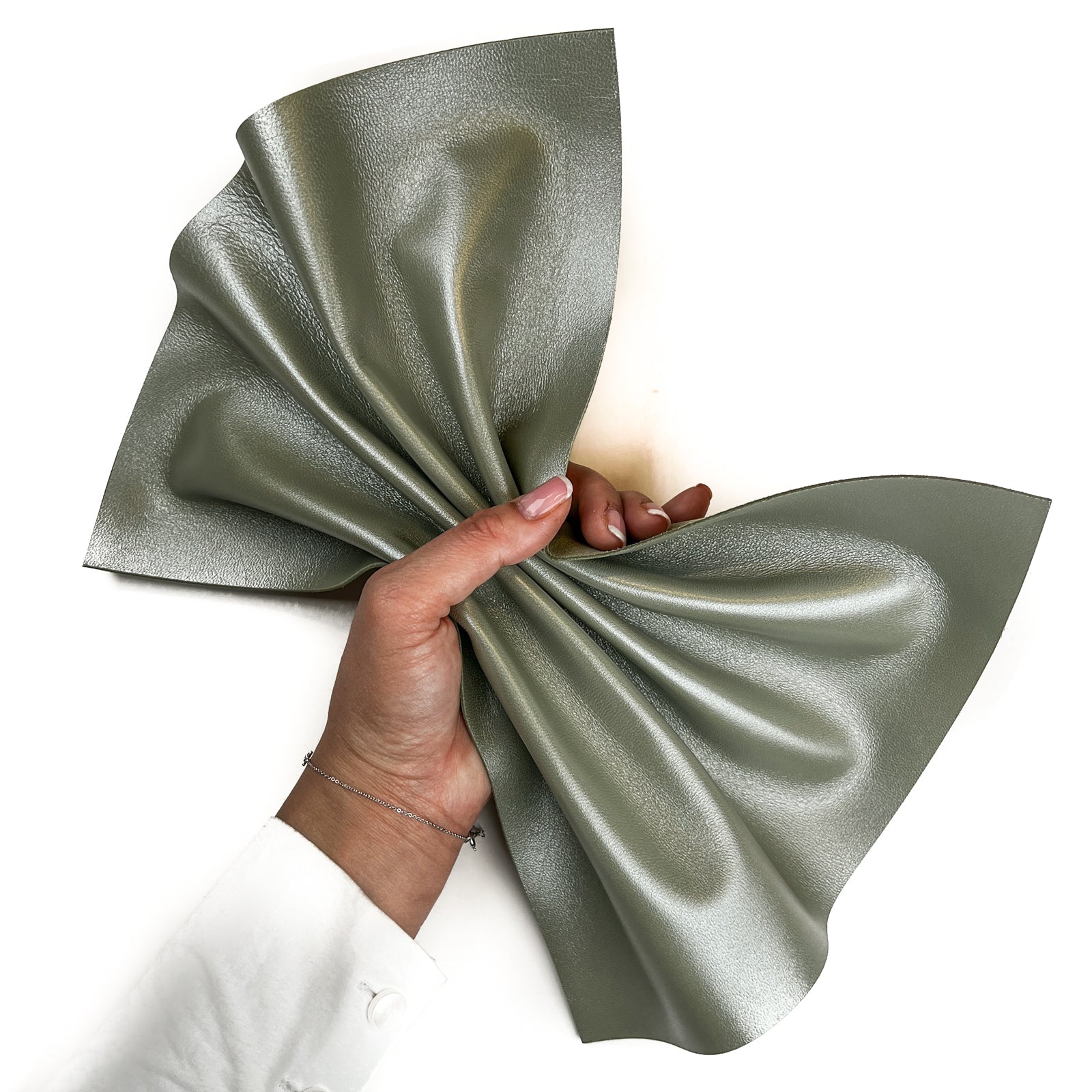 Khaki Green Perlamuter Lambskin Sheets KHAKI PERLAMUTER 1481 / 0.8mm/2oz